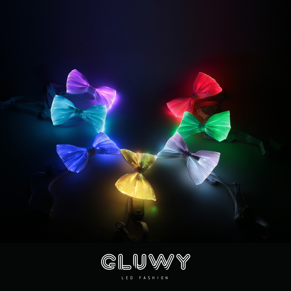 gravata borboleta luminosa LED multicolorida