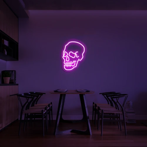Logotipo de néon brilhante 3D em uma parede de crânio